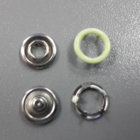 Кнопка рубашечная 10,5 мм открытая в Пензе